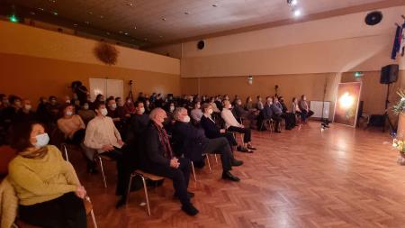 Žalostinke po razkriško, pesmi Vlada Žabota, zazvenele v razkriškem domu kulture 1